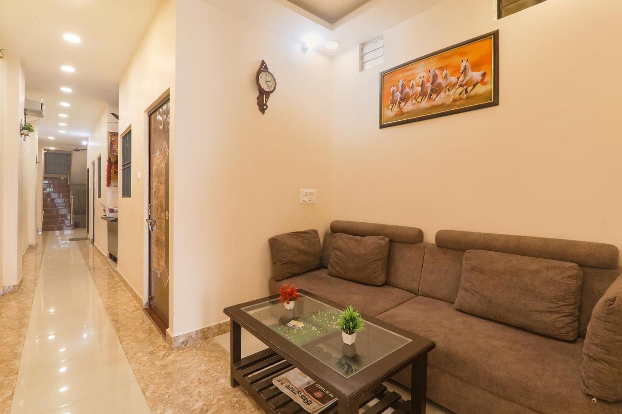 Fabhotel Rk Palace Ayodhya Esterno foto